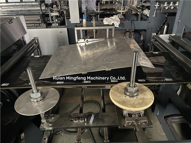 Laminated Film Three Side Seal Bag Making Machine Laminated Film Three Side Seal Bag Making Machine